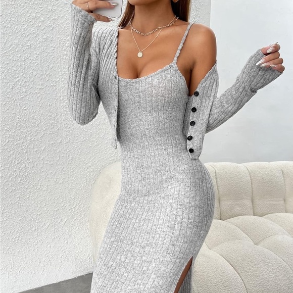 Women's Petite 2 Piece Set Rib Knit Split Thigh Cami Dress with Button Front Top - Picture 3 of 15